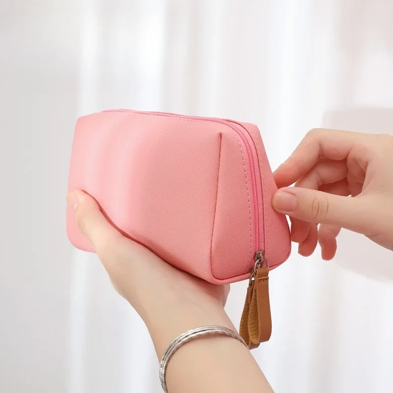 pochette de maquillage en cuir de couleur unie pour femme, pochette cosmétique à fermeture éclair pour fille, sac de rangement portable pour rouge à lèvres, trousse de toilette, organiseur