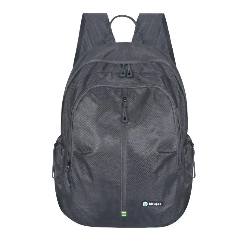 sac à dos pliable imperméable avec port pour écouteurs, sac à dos de randonnée léger de grande capacité pour le camping en plein air et les voyages, 11 couleurs
