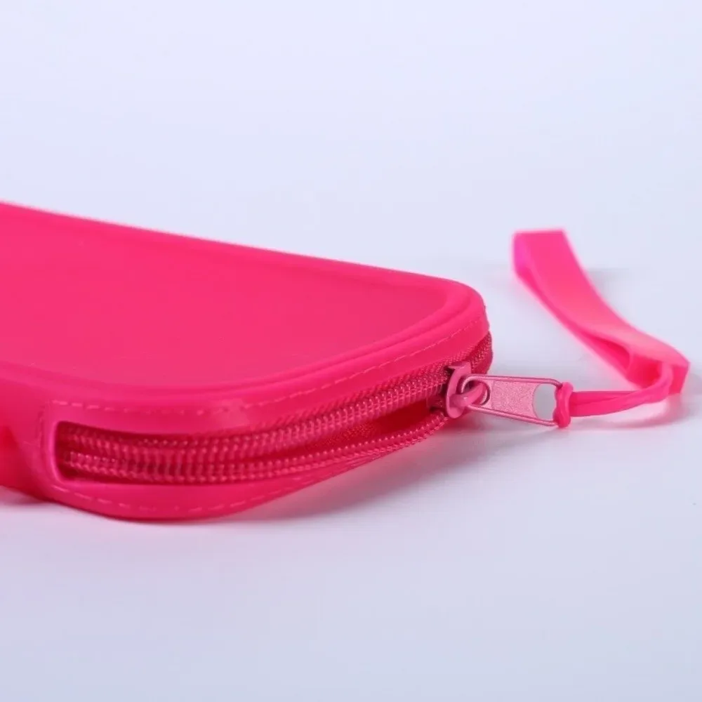 Sac de maquillage multi-usages en silicone, étanche, antichoc, organisateur de rangement carré, couleur unie, sac cosmétique universel portable à suspendre