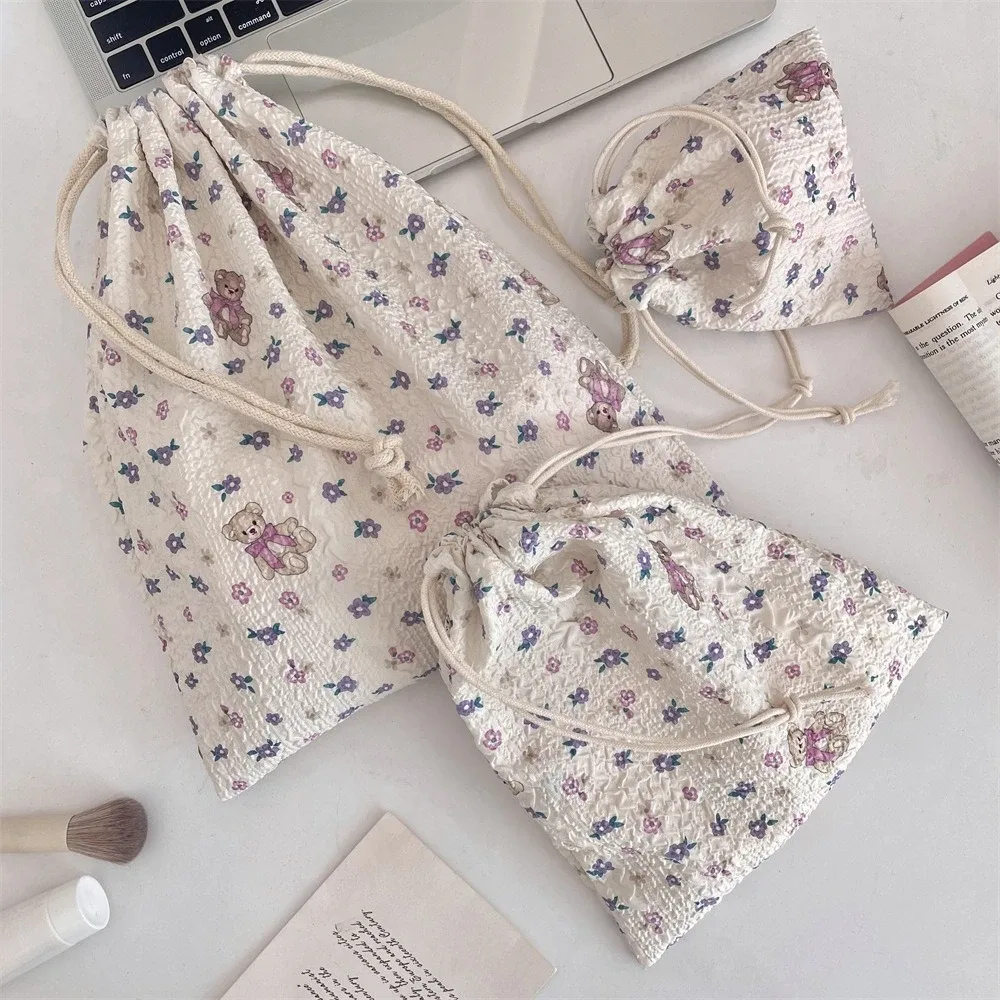 trousse de maquillage portable kawaii pour femme, trousse de toilette kawaii, rangement de cosmétiques, étui à cosmétiques de voyage, étui à cordes de proximité, jolie trousse de maquillage florale