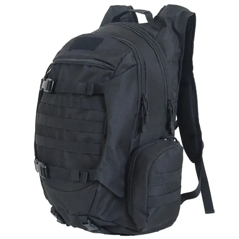 sac dos nylon kaki bandes grises compartiments multiples forme trapézoïdale usage sport aventure randonnée trekkings