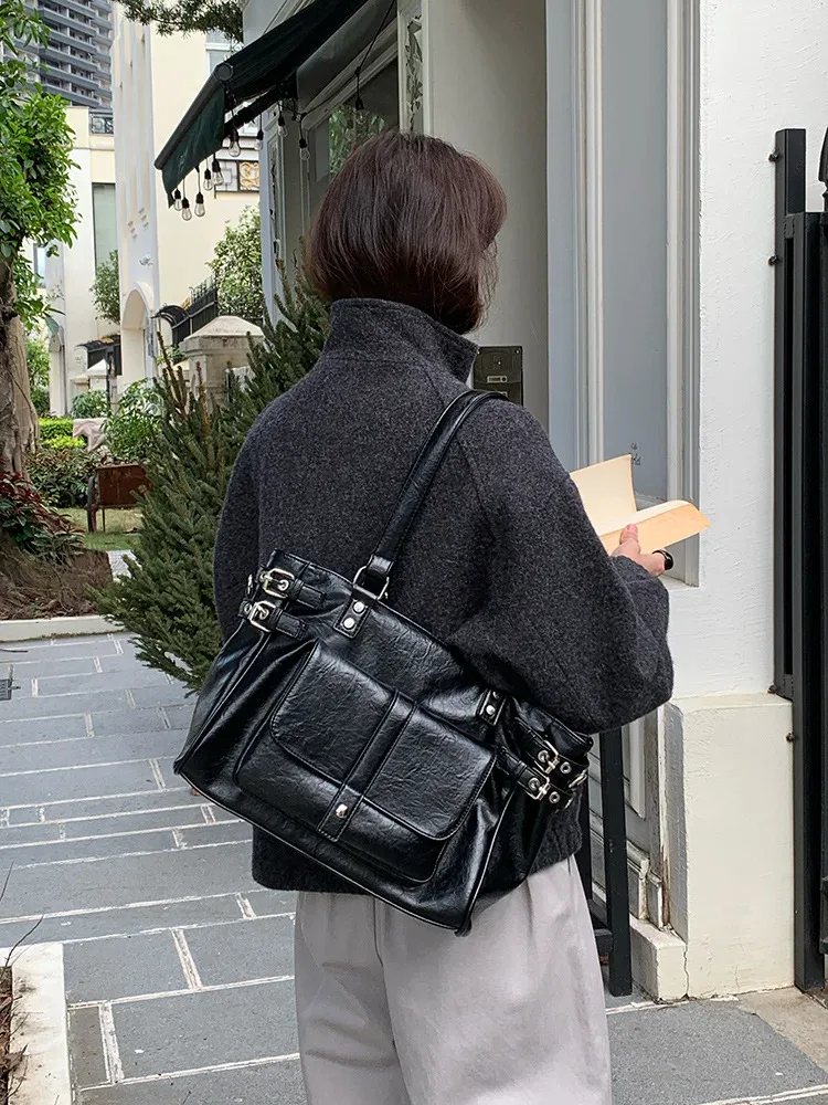 sacs à main pour femmes rivet, grande capacité, cuir pu de haute qualité, sacs à bandoulière pour femmes, sacs à main pour femmes pour les trajets quotidiens, grand sac à main pour femmes