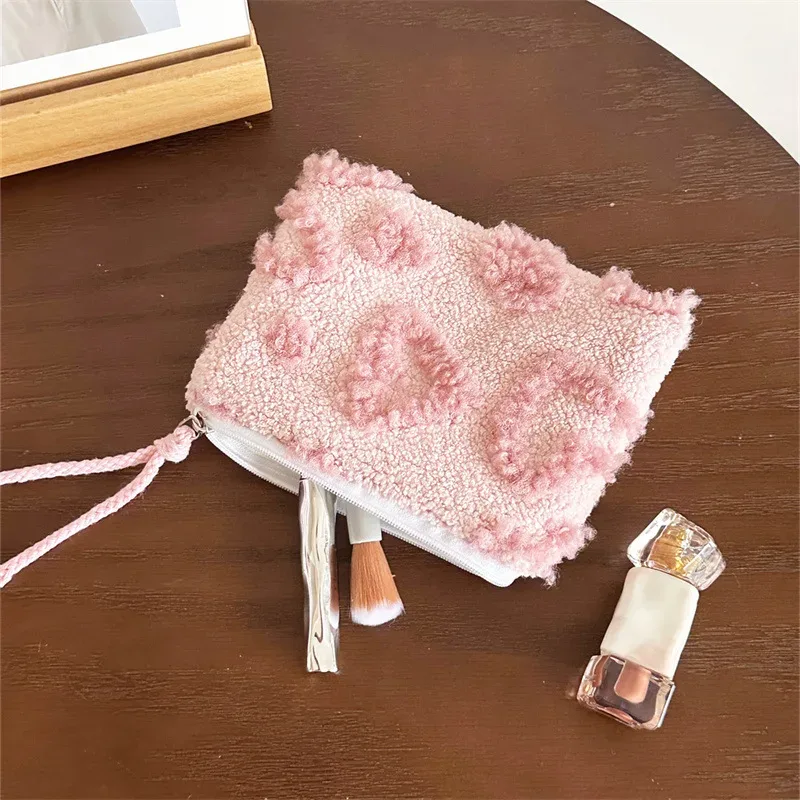 nouveau sac de maquillage coeur d'amour femmes petite pochette de rouge à lèvres cosmétique mignon organisateur d'étudiant voyage toilette serviette hygiénique sac