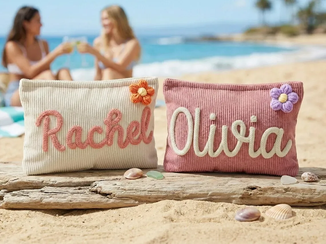 trousse de maquillage personnalisée en velours côtelé, cadeau pour demoiselle d'honneur, pochette de voyage pour les vacances, trousse de toilette personnalisée avec nom, trousse de toilette de voyage