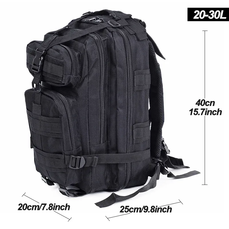 sac dos nylon camouflage noir bandes grises poche ouvrée décoration verrouillage trapézoïdale voyage sport camping randonnée