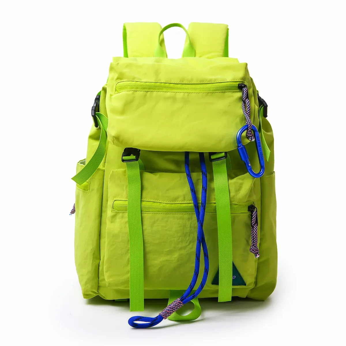 sac à dos léger et décontracté pour femme, idéal pour les voyages en plein air, en nylon résistant à l'usure et à l'eau, avec bretelles ergonomiques.