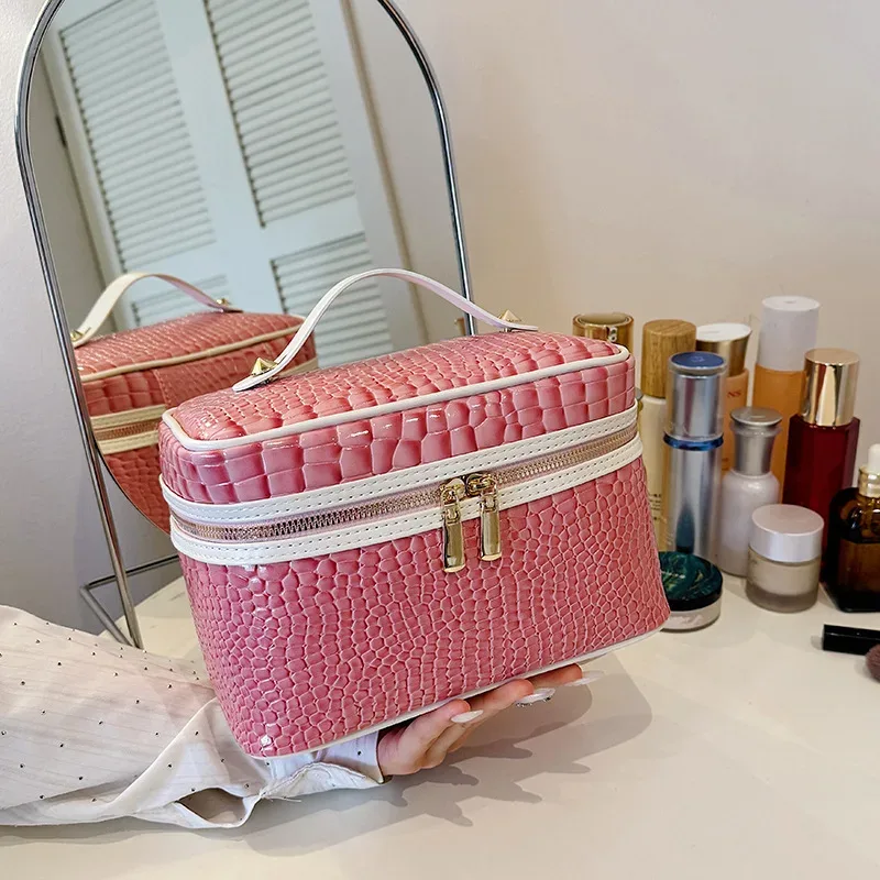 sac de maquillage à grande capacité à motif crocodile, sac de rangement cosmétique pour homme et femme, trousse de toilette, style nordique, matériau pu