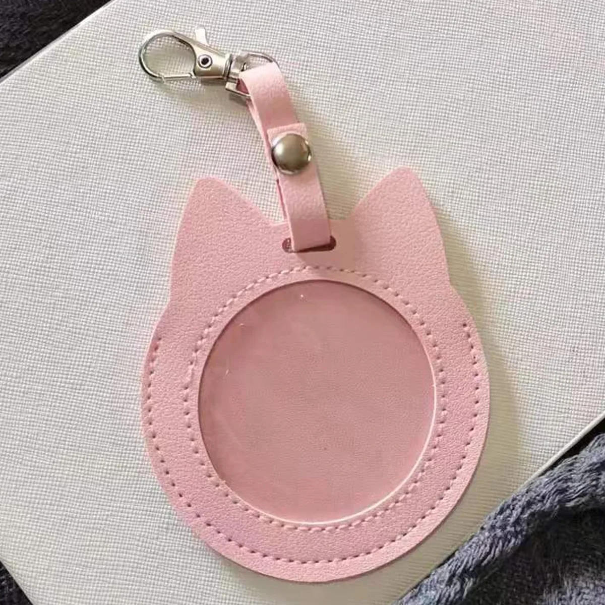 étui de rangement pour badges, étui de protection pour badges ronds, sac d'anime, accessoire, pochette d'affichage de badges portable, rangement de badges portables