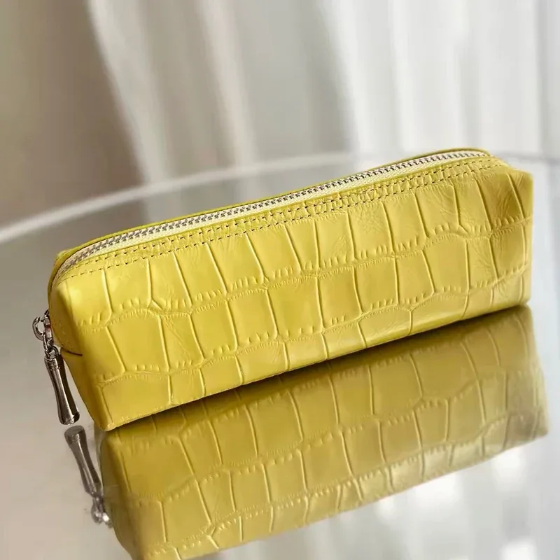 personnaliser les initiales première couche de peau de vache motif crocodile voyage mini pochette sacs de maquillage pour femmes concepteur de luxe 2026 nouveau dans le sac organisateur en cuir véritable