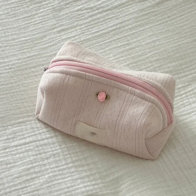 trousse de maquillage florale matelassurera avec fermeture éclair, trousse de toilette à imprimé floral mignon, trousse de rangement pour pinceaux de maquillage, trousse à cosmétiques de grande capacité