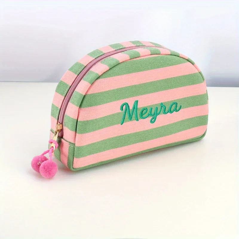 pochette de maquillage rayée brodée sur mesure avec fermeture éclair et nom personnalisé, organiseur de toilette de voyage coloré, cadeau mignon pour demoiselle d'honneur
