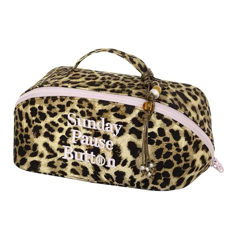grande trousse de toilette de voyage pour femmes, nouvelle trousse à maquillage léopard, sac fourre-tout à fermeture éclair, sac de rangement cosmétique pour femmes