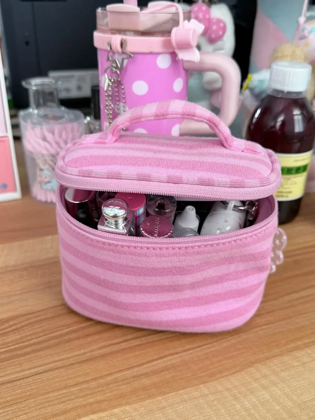 trousse de maquillage rose rayée effet miroir pour femme, sac de voyage cosmétique portable à fermeture éclair, organisateur de voyage mignon et doux pour filles, pochette de toilette