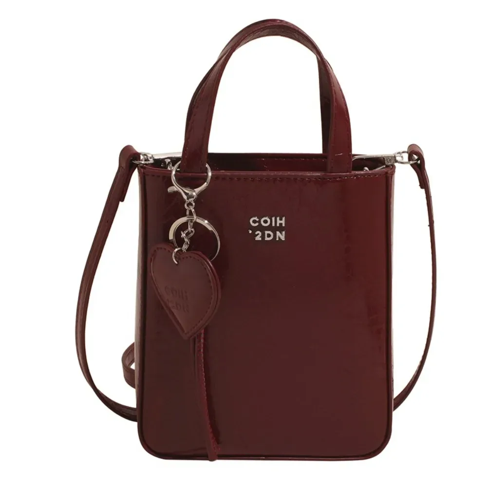 sac à bandoulière en cuir pu pour femmes, petit sac carré chic et polyvalent avec pendentif porte-clés d'amour, sacs à bandoulière de haute qualité