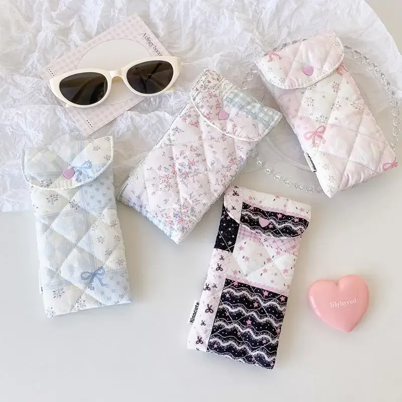 1 pièce, trousse à stylos à motif floral avec nœud, trousse de papeterie pour étudiants, sac de rangement portable pour lunettes pour filles, trousse de maquillage de voyage de grande capacité, cadeau
