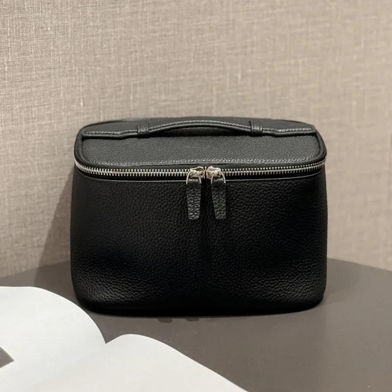 sac à cosmétiques en cuir pour femmes, organiseur de toilette de voyage, cuir véritable de haute qualité, trousse de maquillage de luxe, pratique, grande capacité