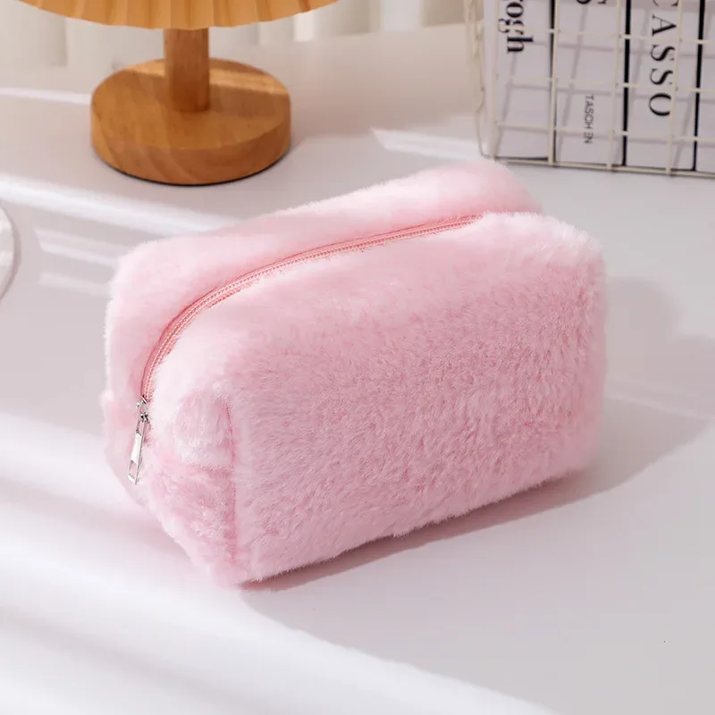 sac de maquillage en peluche grande capacité avec fermeture éclair, pochette portable pour voyage, organisateur de toilette pour femmes et filles, rangement quotidien en extérieur