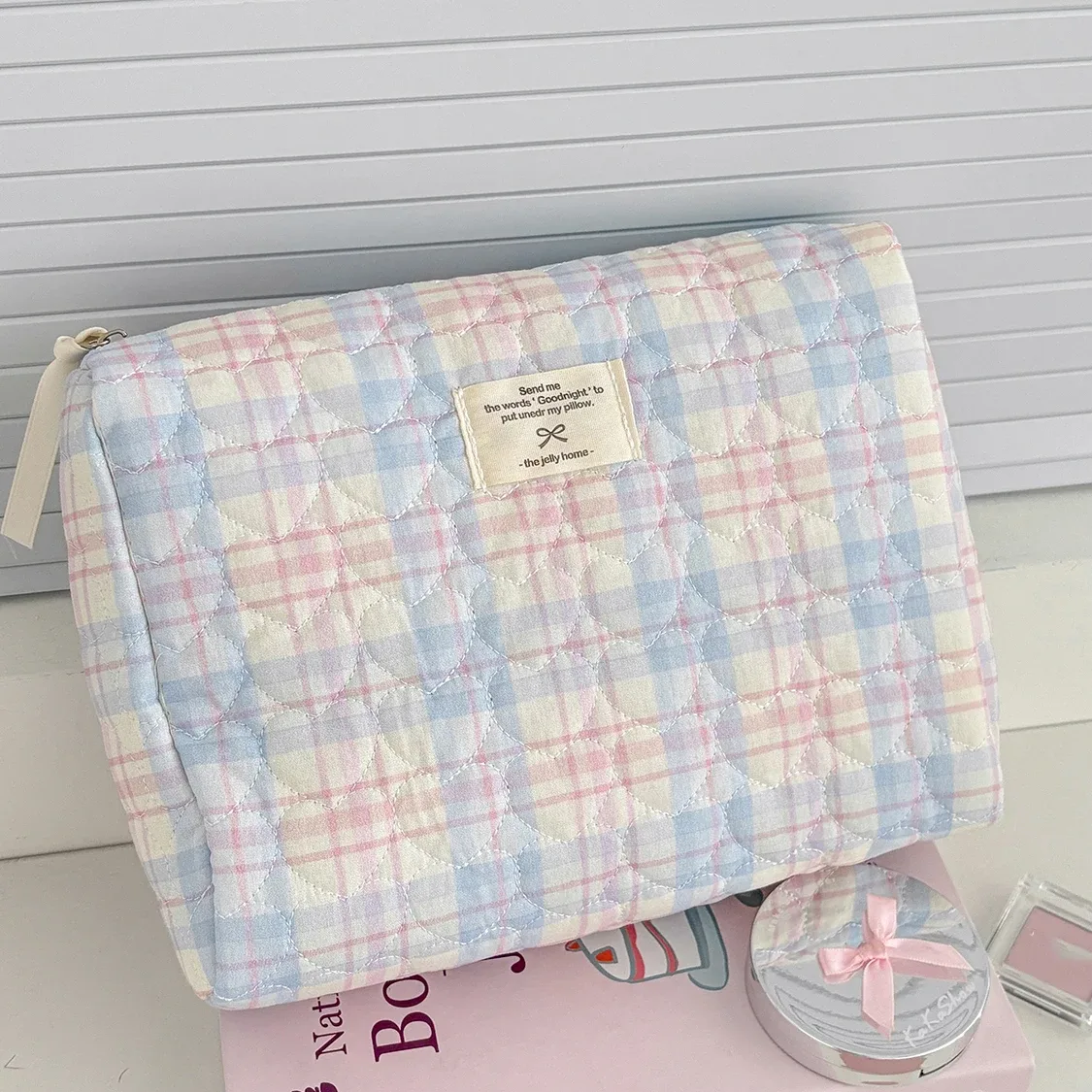 sac de maquillage matelassé en forme de cœur pour femmes, grande capacité, pochette de rangement de cosmétiques de toilette de voyage, sac à main pour rouges à lèvres pour dames, vente en gros