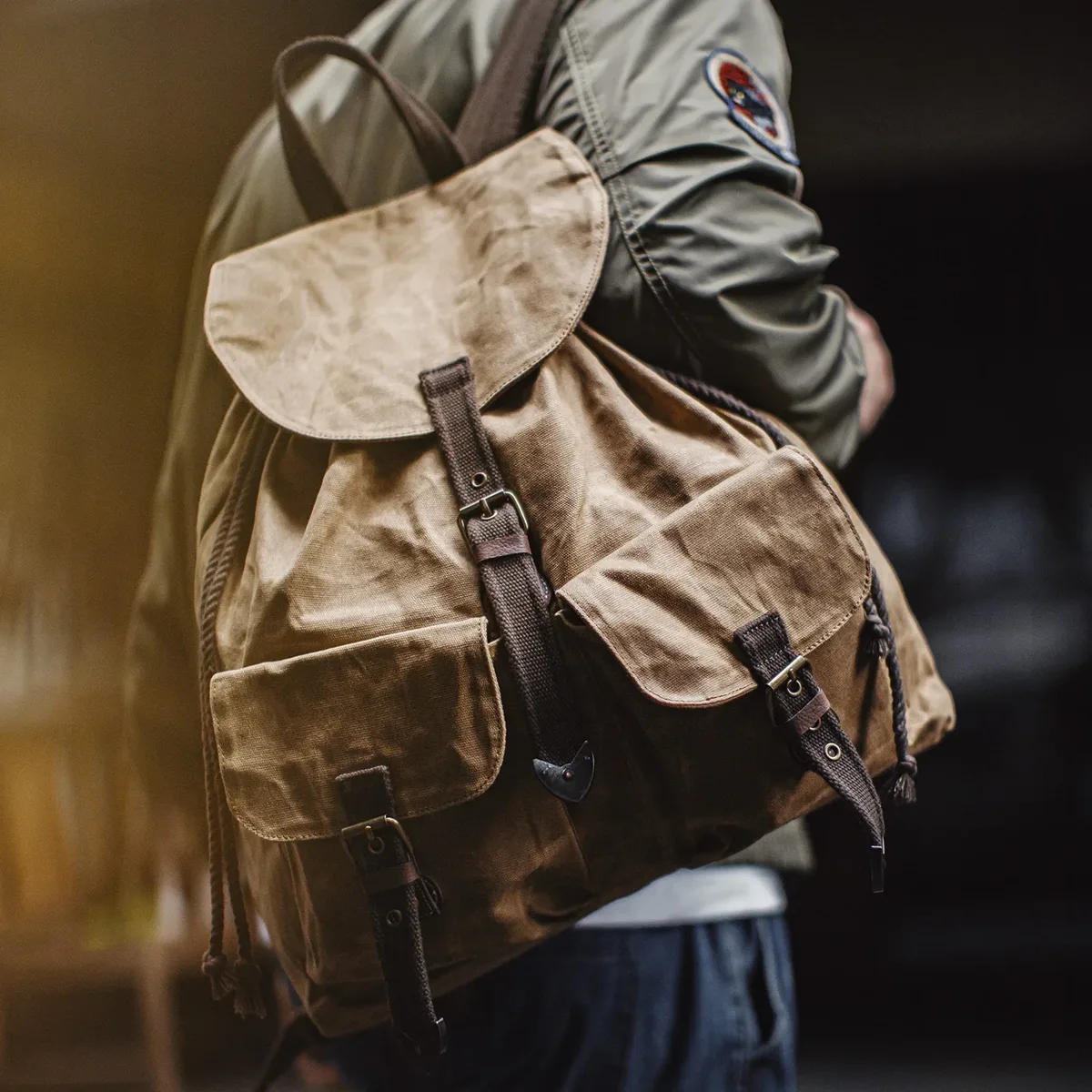 sac à dos maden heritage en toile cirée marron pour hommes, grande capacité, fermeture à rabat magnétique, sac de travail d'extérieur, style denim.
