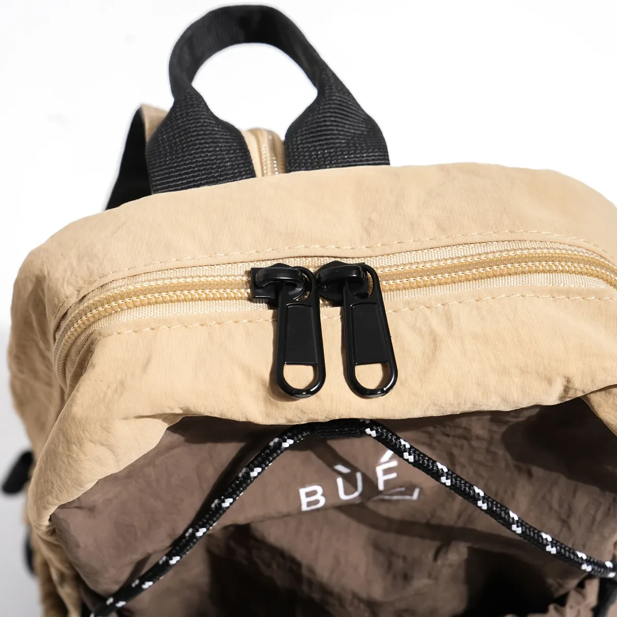 sac à dos mini léger unisexe en nylon, sac bandoulière décontracté pour les trajets quotidiens, la randonnée en plein air, avec plusieurs poches et sangle
