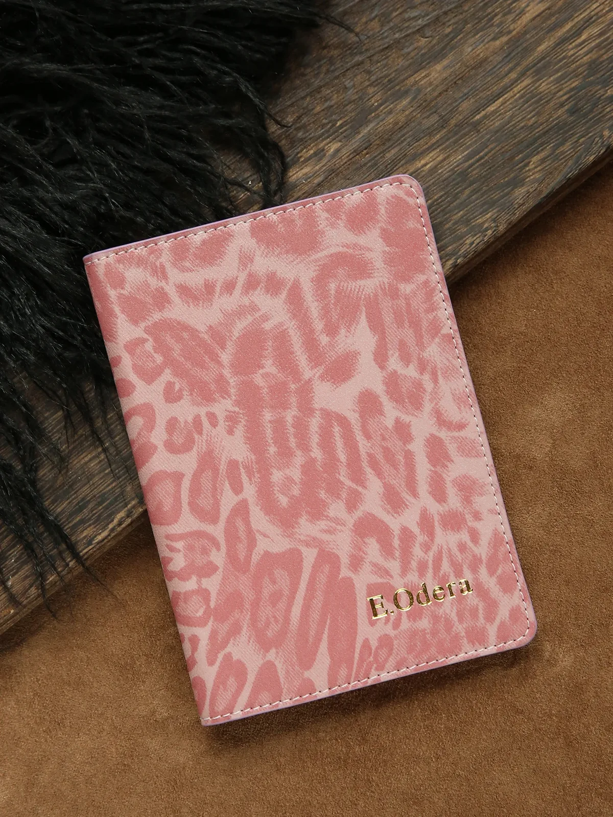 porte-passeport personnalisé avec motif léopard, couverture de passeport personnalisée avec impression, accessoires de voyage chics faits à la main, cadeau