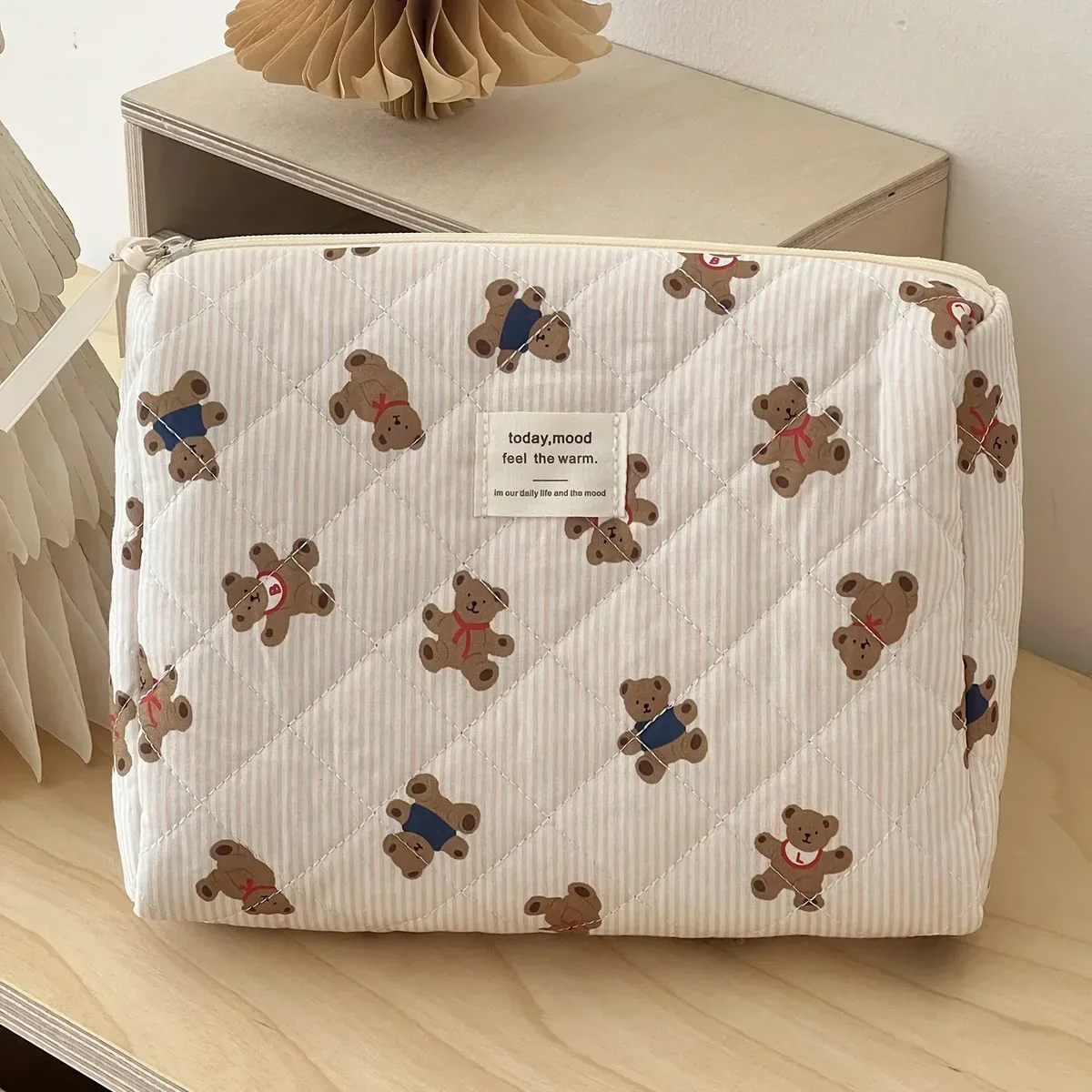 sac à cosmétiques matelassé ours rose pour femmes, joli organisateur de voyage de maquillage à fermeture éclair, sac à main féminin, pochette de toilette pour filles, 2024