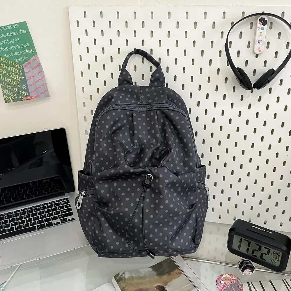 sac à dos pour femmes de style coréen à pois, léger, en nylon, sac d'école pour étudiants, idéal pour les voyages.