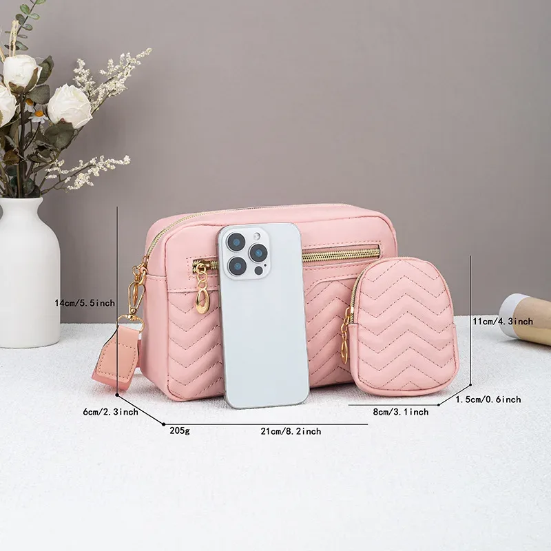 sac à bandoulière à motif matelassé pour femme, sac à bandoulière simple minimaliste décontracté avec mini argent suspendu