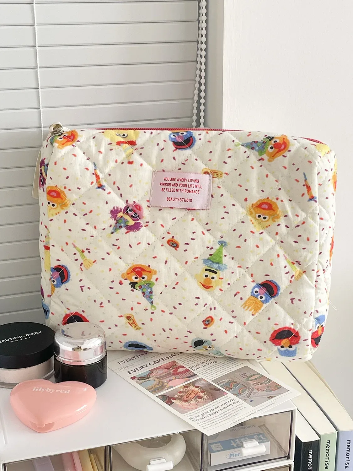 sac à cosmétiques bow flower, sac de toilette de grande capacité, sac de rangement matelassé de style court, sac à main souple portable