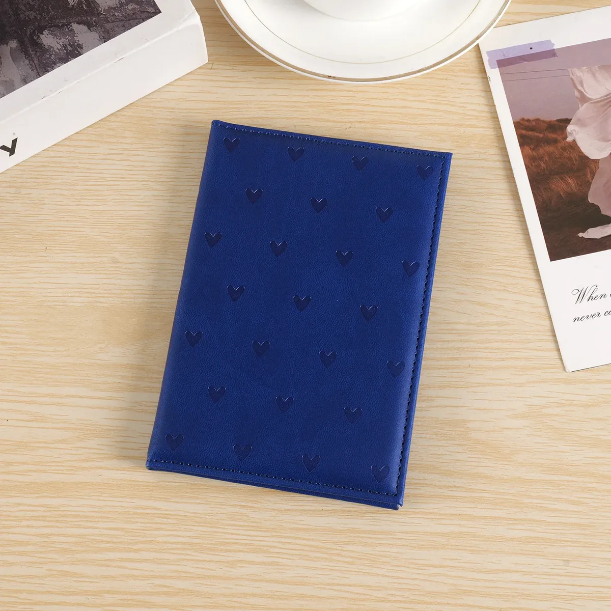 portefeuille de voyage à imprimé cœur mignon pour femmes, couverture de passeport en cuir pu, porte-passeport, accessoires de voyage, étui de protection pour documents