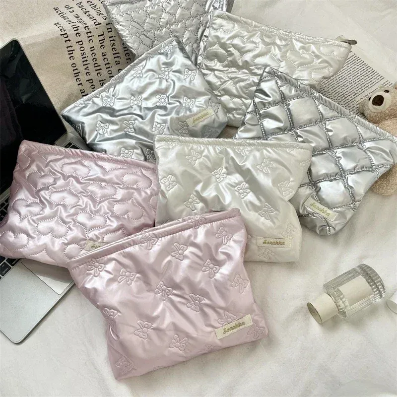sac à cosmétiques matelassé coréen en pu avec nœud d'amour, pochette pour produits de soins de la peau, poche intérieure, sac de rangement multifonction pour maquillage et rouge à lèvres