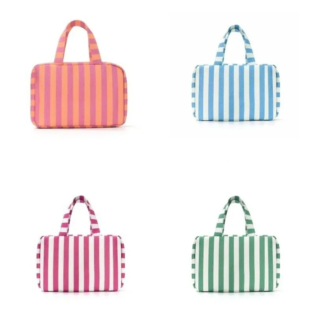 trousse de toilette de voyage suspendue portable 4-en-1 avec crochet, grande capacité, rayée, pour maquillage et cosmétiques