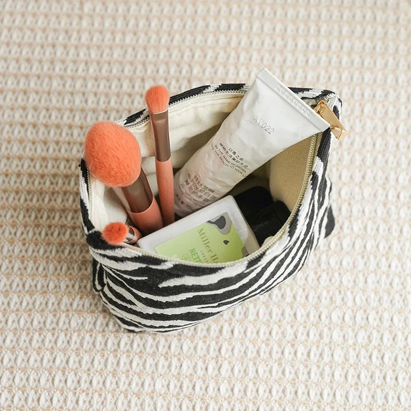 sac de maquillage imprimé zèbre pour femme, petit article en toile, sac de rangement pour cosmétiques, pochette portable à fermeture éclair, porte-monnaie compiedmont ins