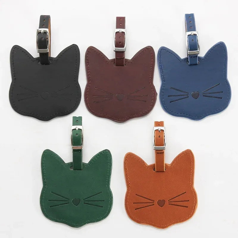étiquette bagage cuir apparent visage chat gravé bleu marine voyage accessoire identification nom adresse