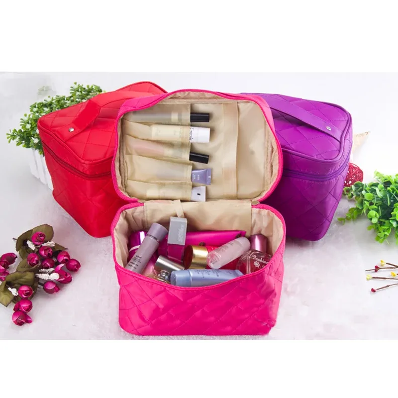 boîte à cosmétiques 2026, sac à cosmétiques professionnel matelassé pour femmes, sac à main de rangement de grande capacité, trousse de maquillage de toilette de voyage ml1
