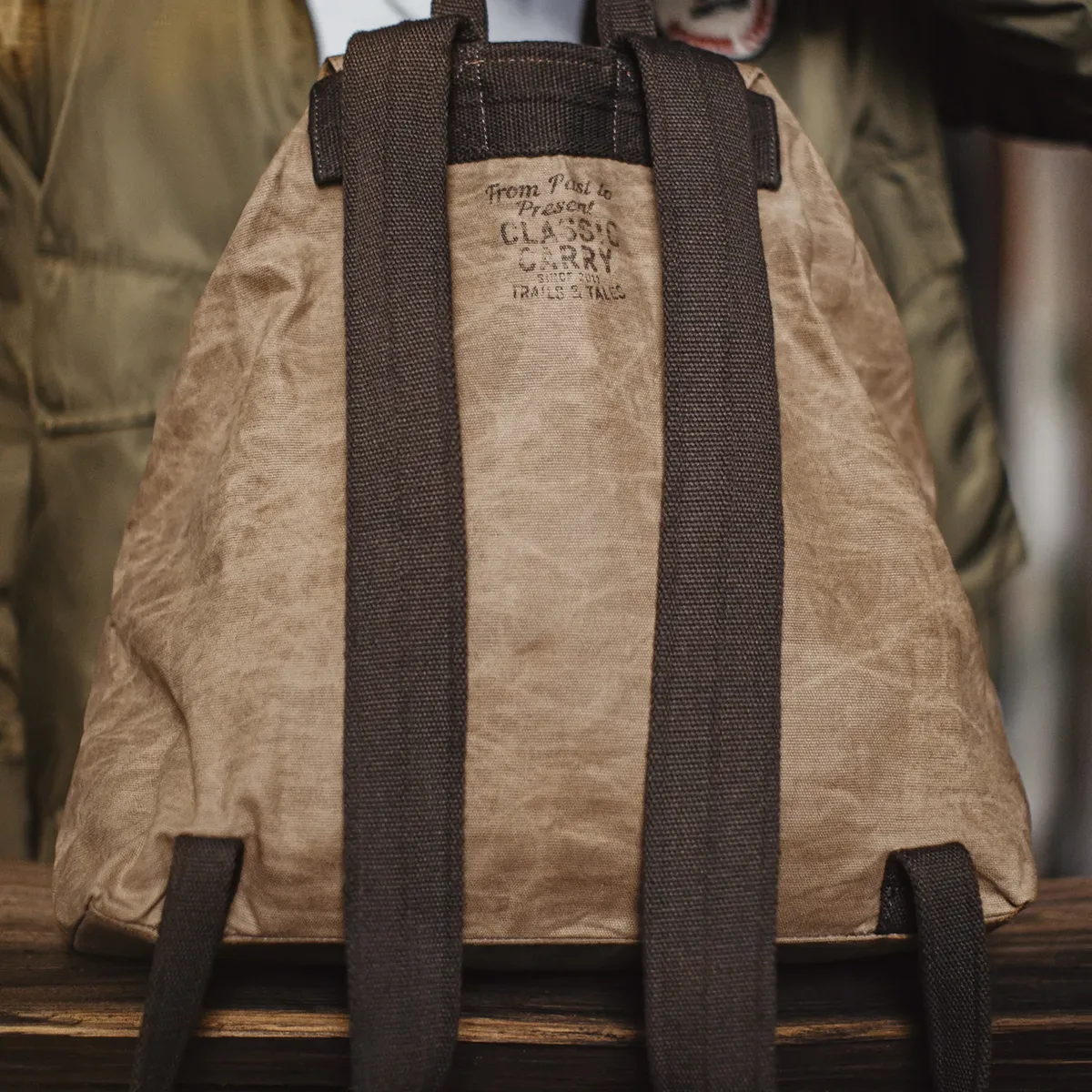 sac à dos maden heritage en toile cirée marron pour hommes, grande capacité, fermeture à rabat magnétique, sac de travail d'extérieur, style denim.