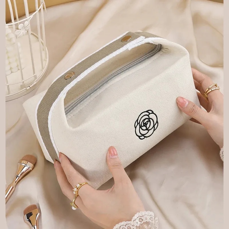 trousse de maquillage portable en toile de camélia, sac de rangement pour cosmétiques et soins de la peau, articles de toilette de grande capacité, voyage, détermination de la qualité supérieure