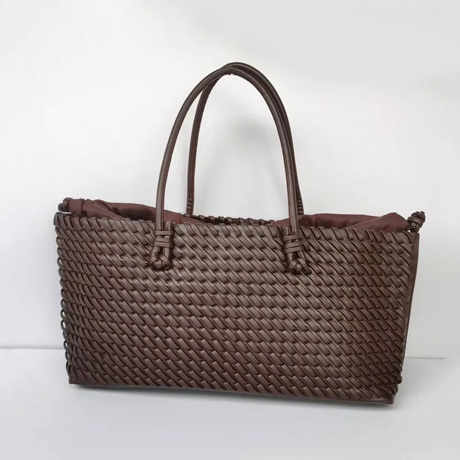 nouveau sac à main tissé pour les trajets quotidiens, élégant et polyvalent, sac fourre-tout de très grande capacité.