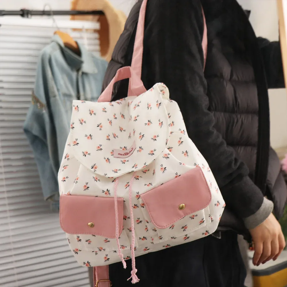 sac à dos floral décontracté de style coréen, grande capacité, sac à dos mignon pour femmes, sac de voyage en nylon, sac d'école pour étudiantes et filles