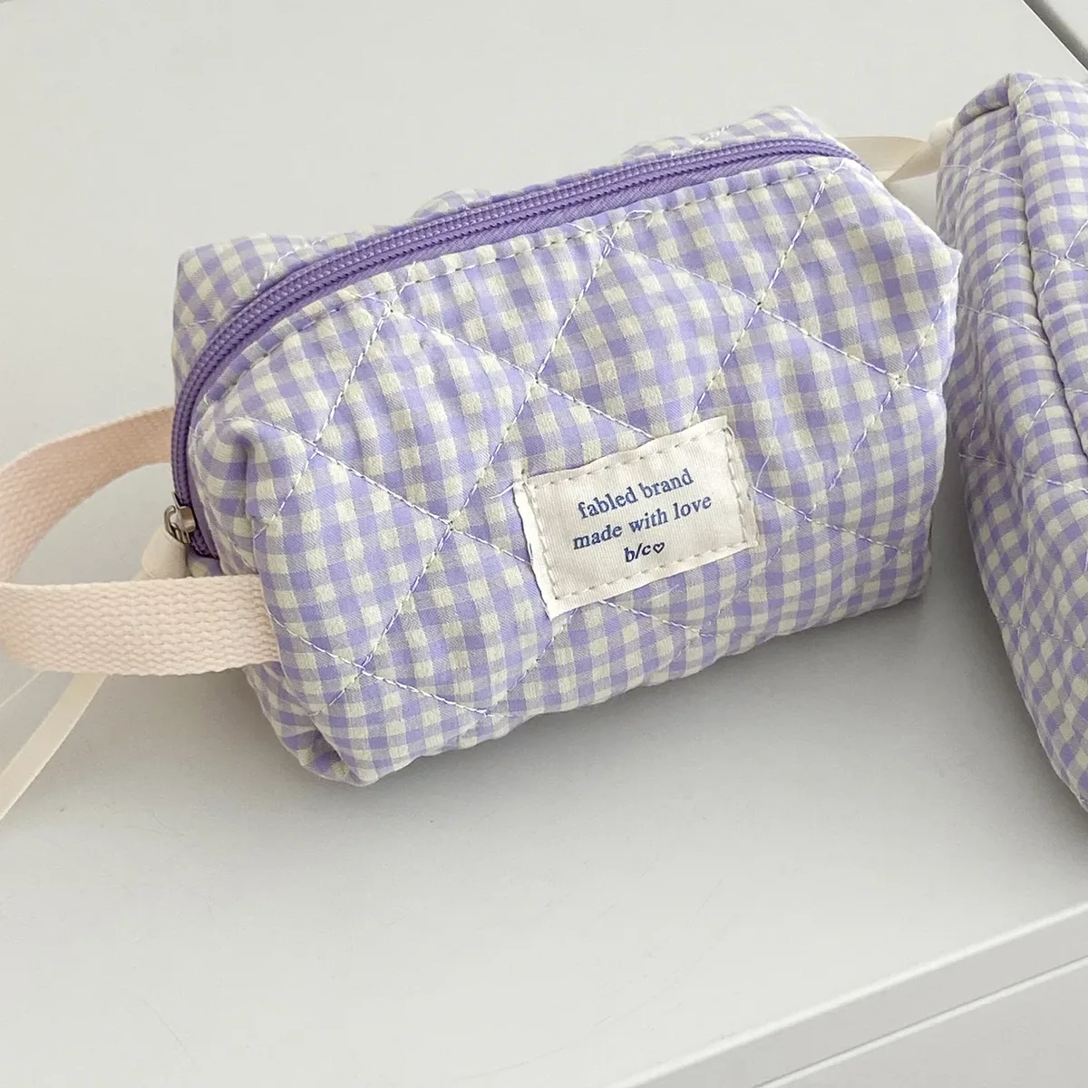 sac de toilette matelassé grande capacité yt berry color pour étudiants, sac de rangement à carreaux, trousse de maquillage style ins