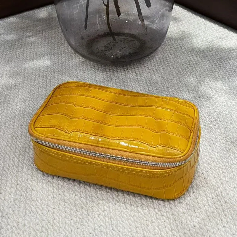 sacs de boîte de maquillage en cuir véritable avec initiales personnalisées pour femmes, sacs à main et bourses de luxe de styliste 2026 neufs en cuir de vache deux tailles, sac de voyage organisateur de maquillage