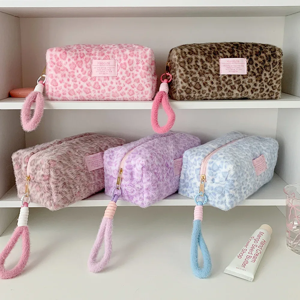 sac de maquillage d'écolière imprimé léopard de couleur rose en peluche, grand fourre-tout cosmétique pour femmes, mignon, portable, organisateur de transport à main de voyage