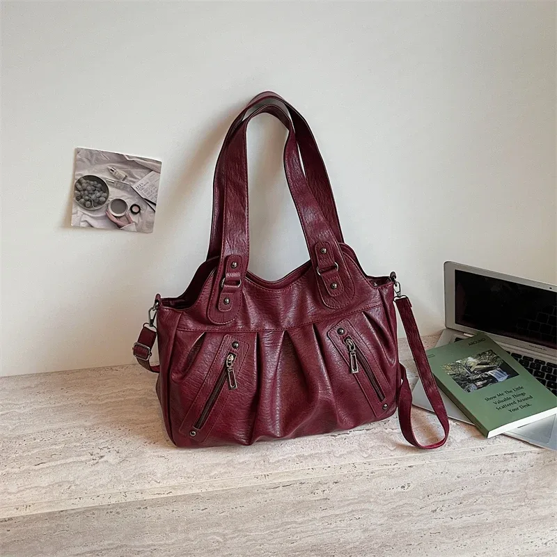 sac hobo vintage en cuir souple pour femme, grande capacité, sac fourre-tout décontracté, tendance 2026, sacs à bandoulière et sacs croisés pour le travail et les voyages