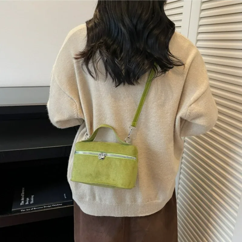 sacs à bandoulière en daim de qualité supérieure pour femmes, sacoches rétro vintage pour femmes, texture de mode et sacs à bandoulière polyvalents, hiver automne