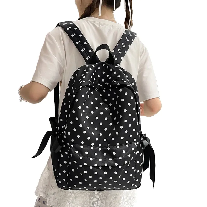 sac à dos de grande capacité avec fermeture éclair en nylon, sacs polyvalents et décontractés pour femmes, sacs d'école en fil à coudre à la mode, offre spéciale, 2025
