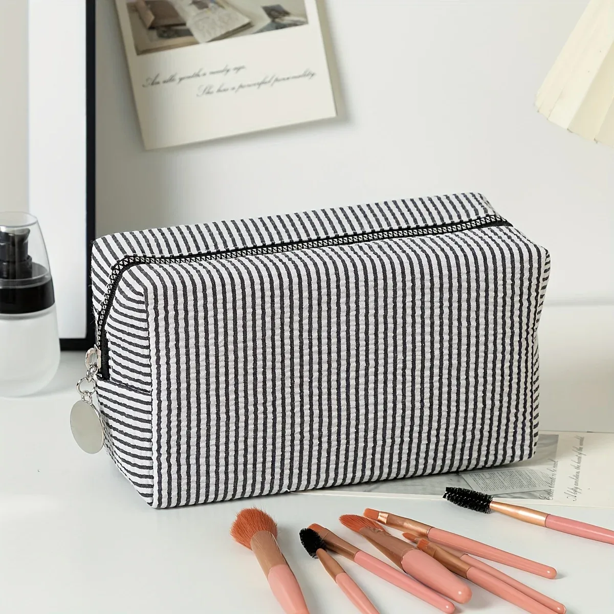 Trousse de toilette de voyage rayée, pochette de maquillage à fermeture éclair, organisateur de cosmétiques pour voyage, école ou usage domestique, essentiels pour dortoir, 1 pièce