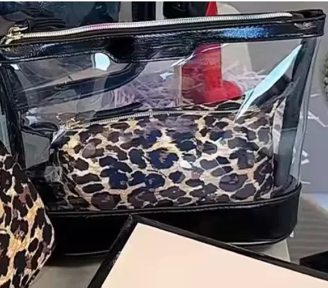 sac fourre-tout et trousse de toilette en pvc transparent bleu marcus avec sac intérieur pour femmes