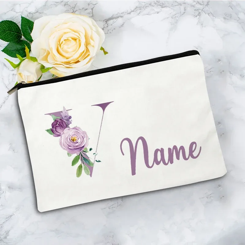 pochette de maquillage personnalisée violette à 26 motifs floraux, sac de toilette pour articles de voyage, cadeau de mariage ou d'anniversaire avec nom personnalisé
