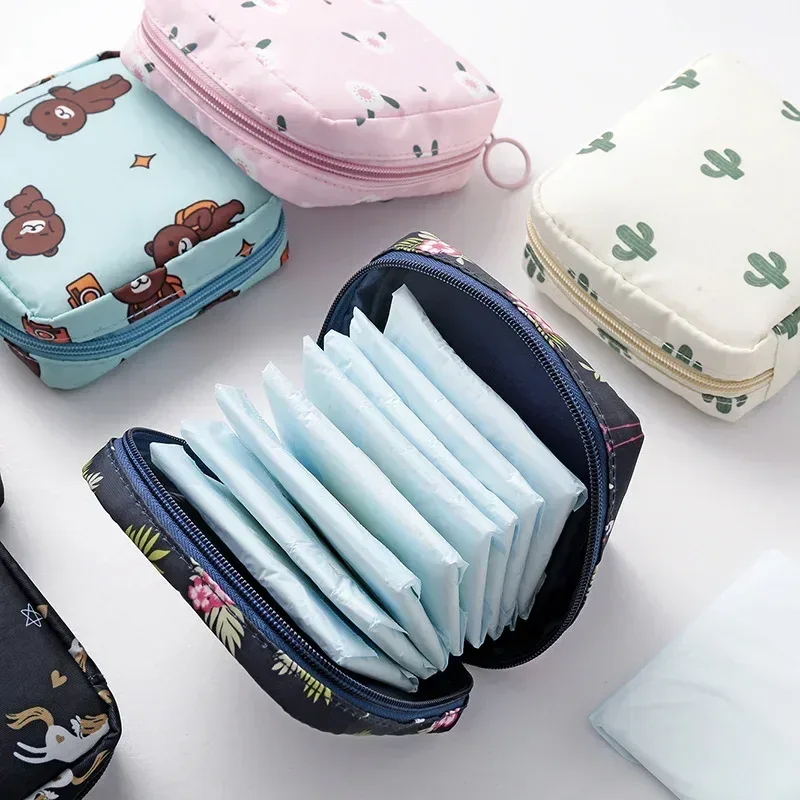 Trousse Toilette Nylon Imprimés Animaux Bleu Rose Noir Blanc Pastel Voyage Maquillage Cosmétiques Organiseur Écouteurs Monnaie