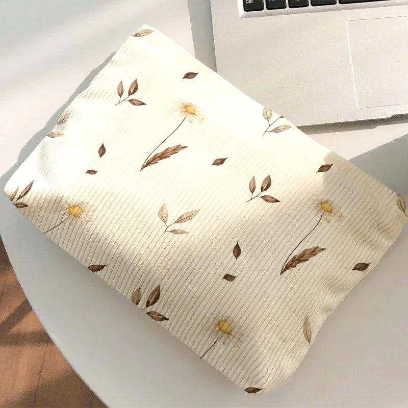 grande trousse de maquillage en velours côtelé, pochette cosmétique esthétique à imprimé feuilles d'automne et marguerites, organiseur de voyage doux avec fermeture éclair pour femmes